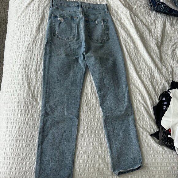 Gap Sky High Straight Leg 27 | 4 regular medium-light wash jean - Picture 3 of 4
